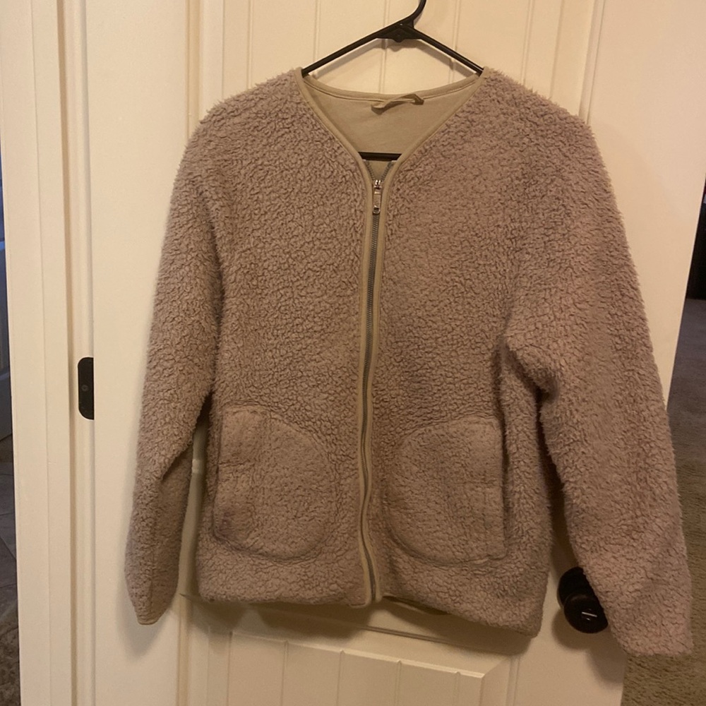 Lululemon teddy bear sherpa zip jacket! Size 6